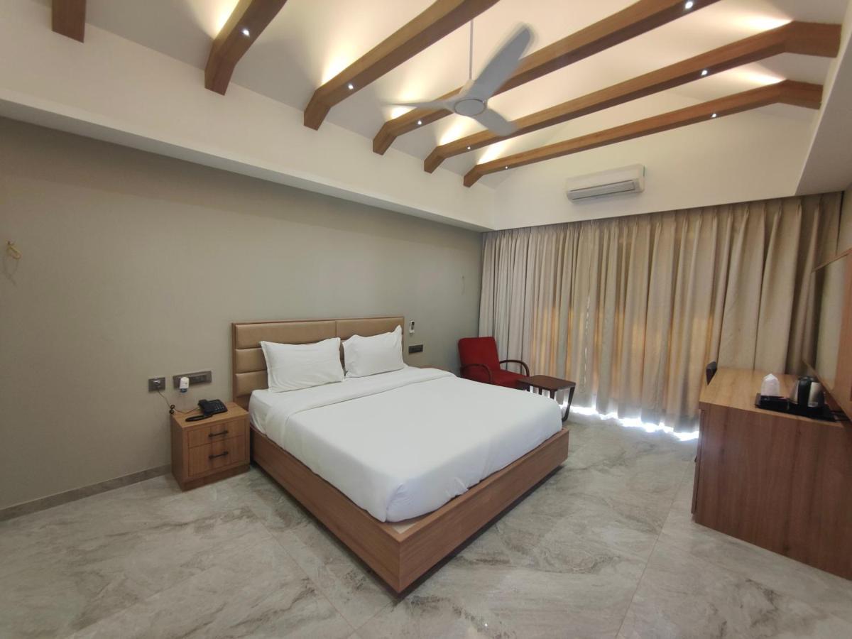 فندق Club Heaven Palanpur المظهر الخارجي الصورة