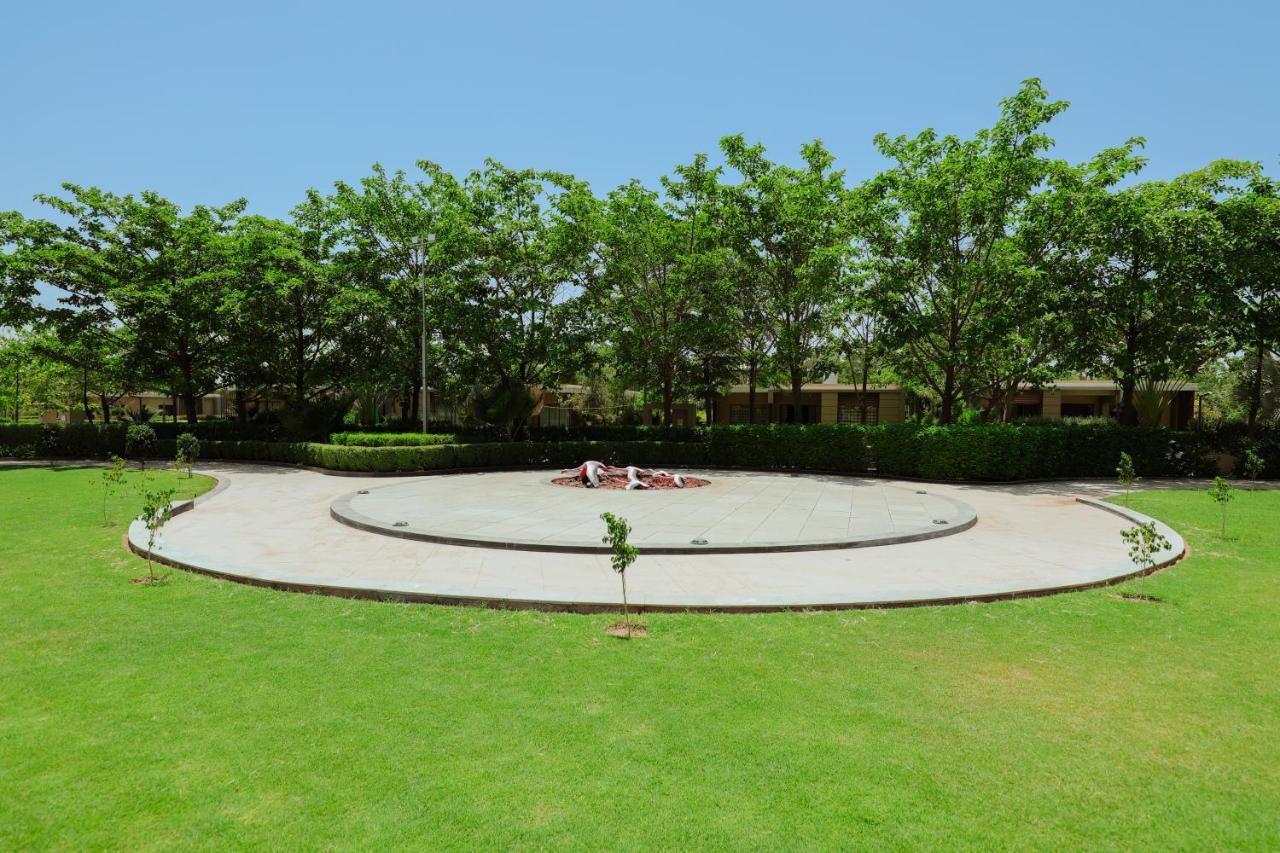 فندق Club Heaven Palanpur المظهر الخارجي الصورة