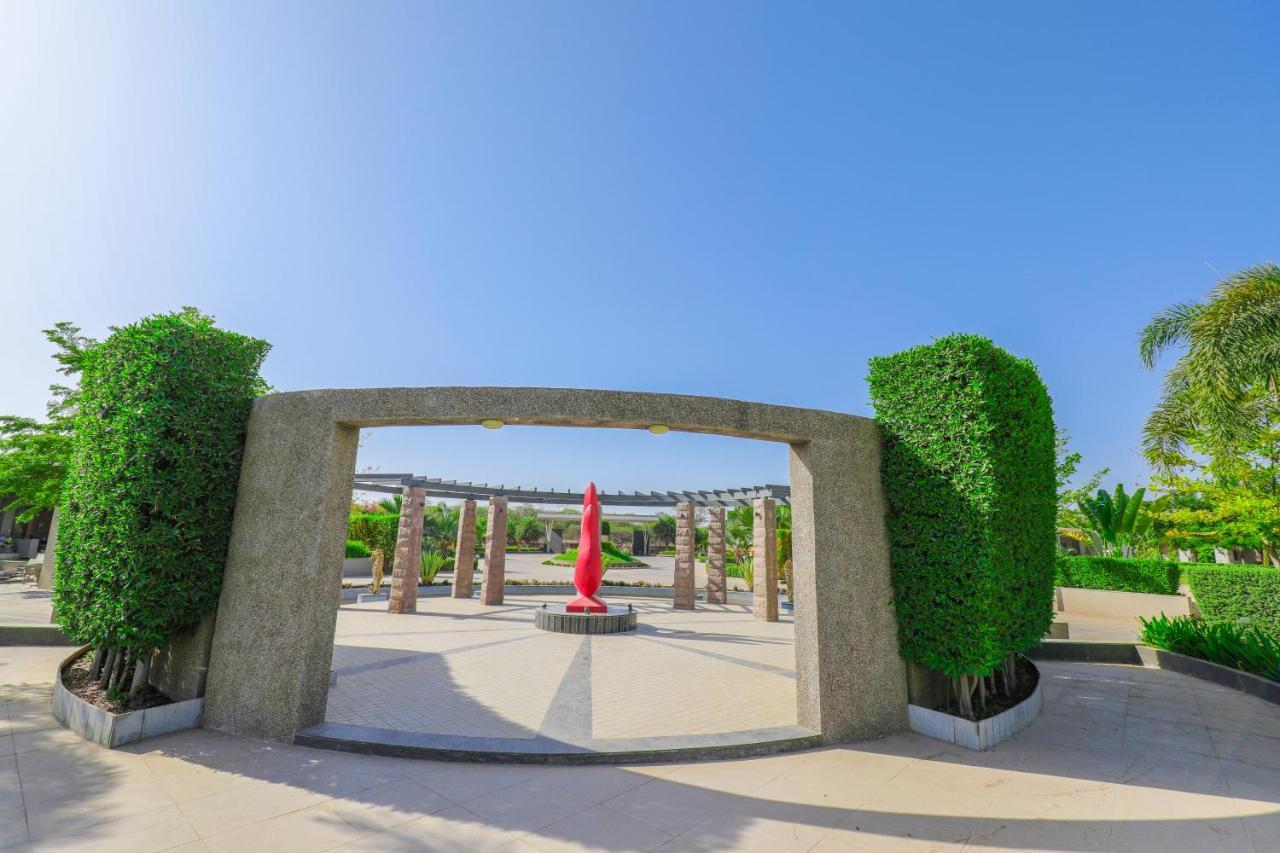 فندق Club Heaven Palanpur المظهر الخارجي الصورة